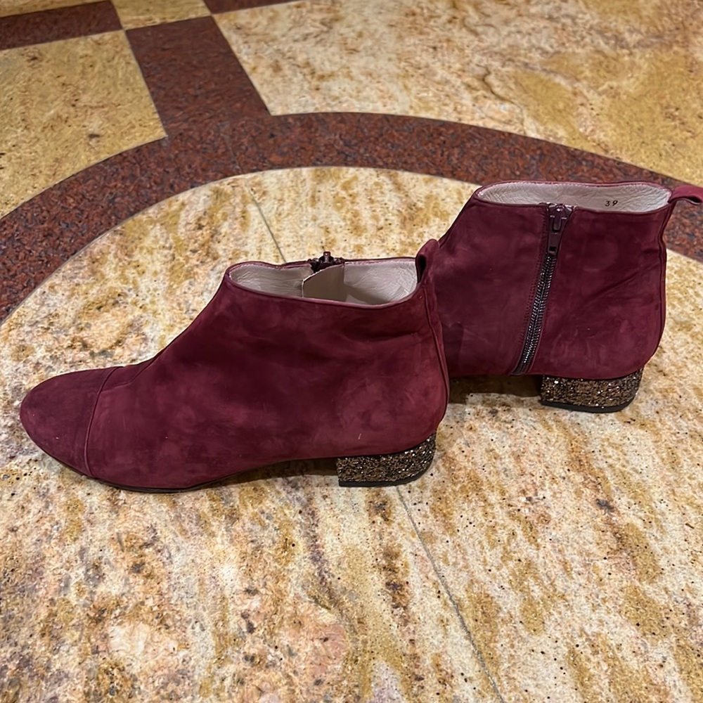 Mellow yellow boots size 39